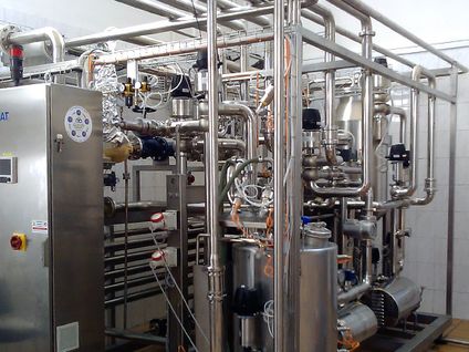 Milk pasteurization and cooling unit