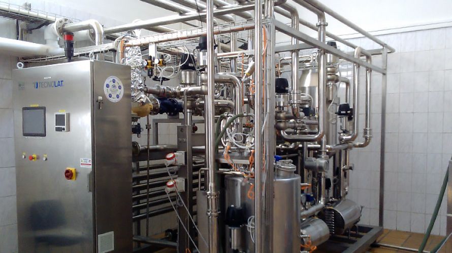 Pasteurization and cooling unit for milk